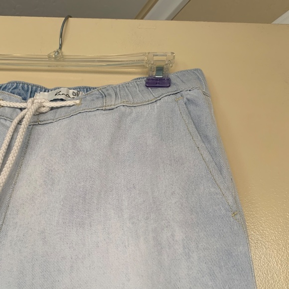 Kancan Estilo Light Acid Wash Jeans 5/26 Wide Leg Elastic Drawstring Waist Crop - Picture 5 of 16